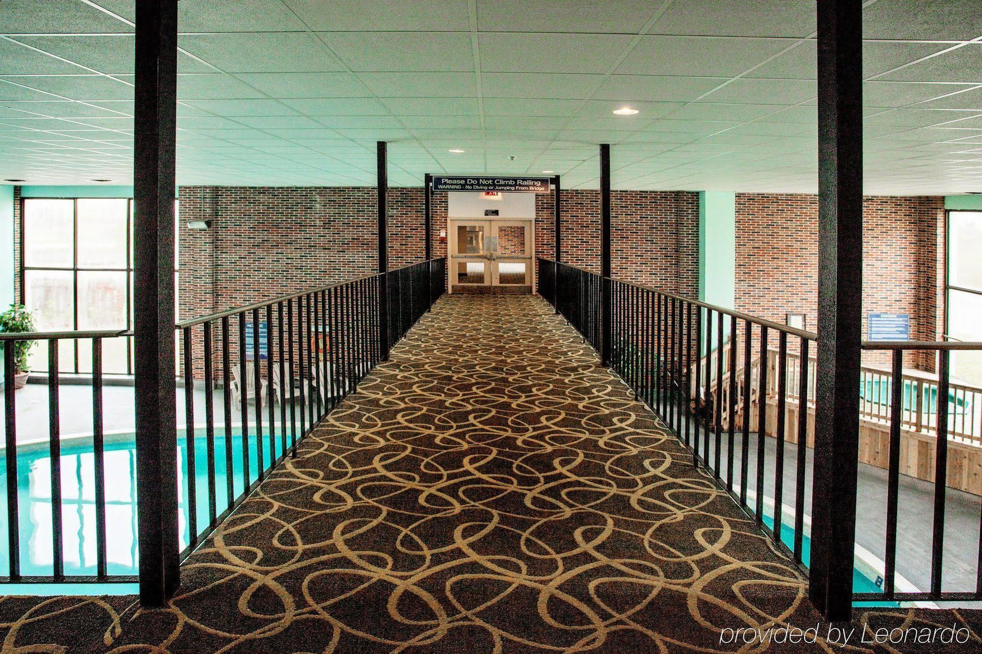 Quality Inn & Conference Centre Orillia Luaran gambar