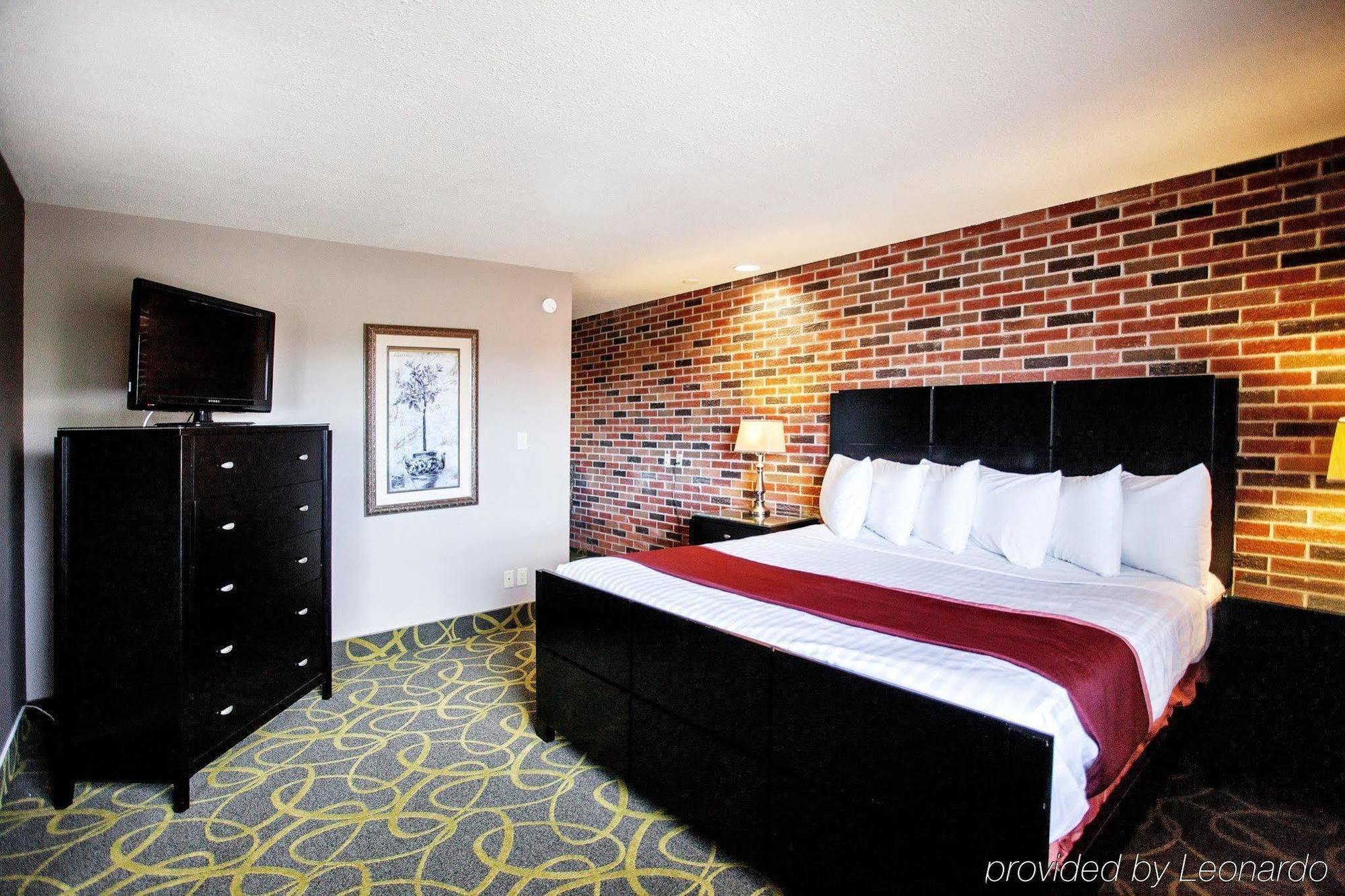 Quality Inn & Conference Centre Orillia Luaran gambar